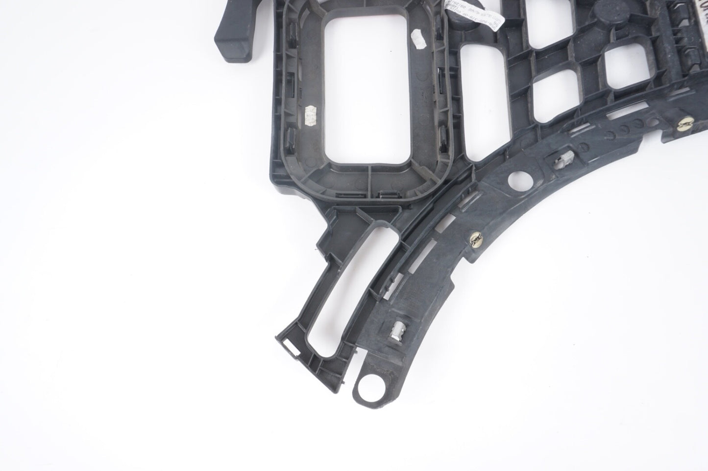2011 - 2018 Porsche Cayenne  Rear RH Bumper Cover Bracket Guide