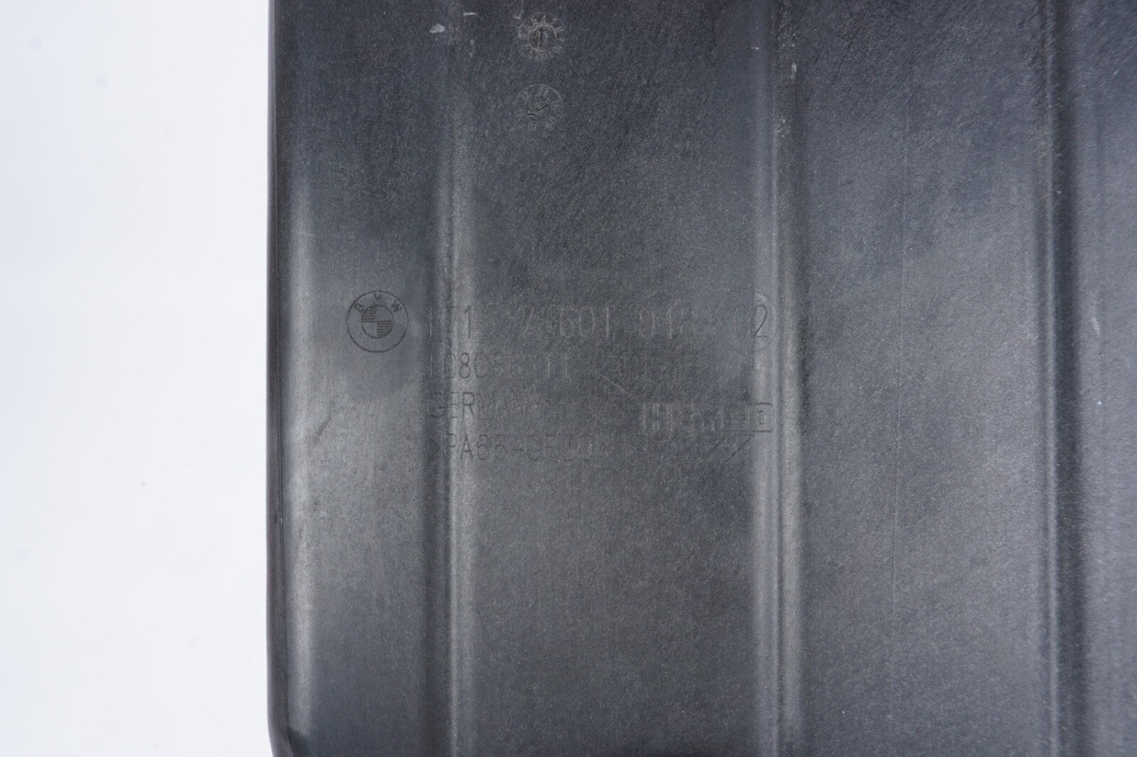09 10 11 12 2012 BMW 750LI Coolant Reservoir OEM 7601948