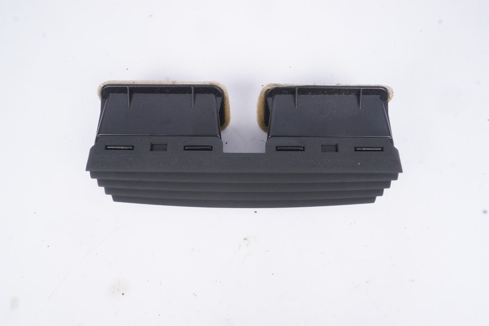 07-14 Mercedes S550 CL550 W221 Center Dash AC A/C Air Vent Trim A2216890066 Oem