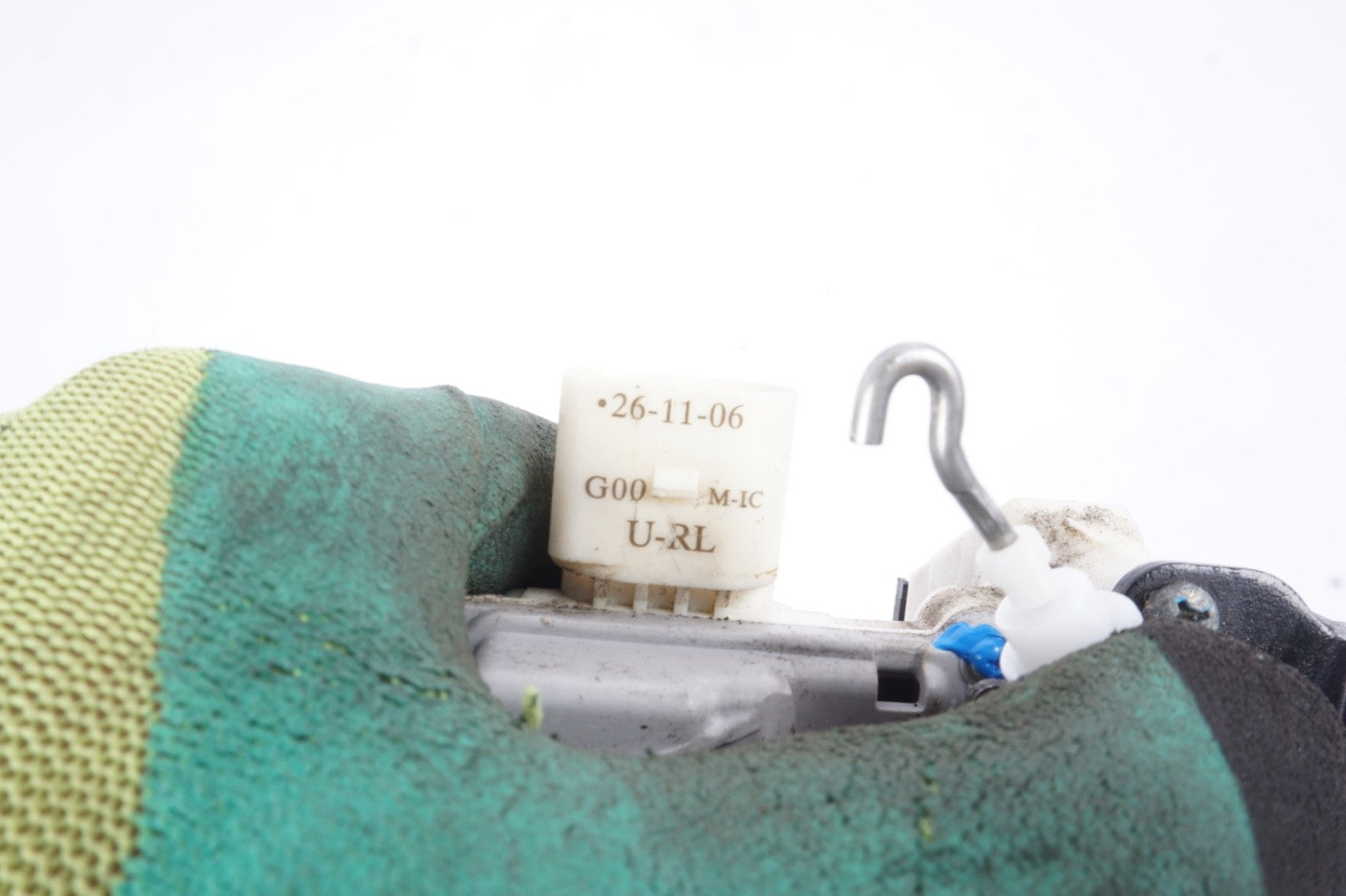 2004 - 2010 AUDI A8 A8L - REAR LEFT DOOR LOCK ACTUATOR LATCH