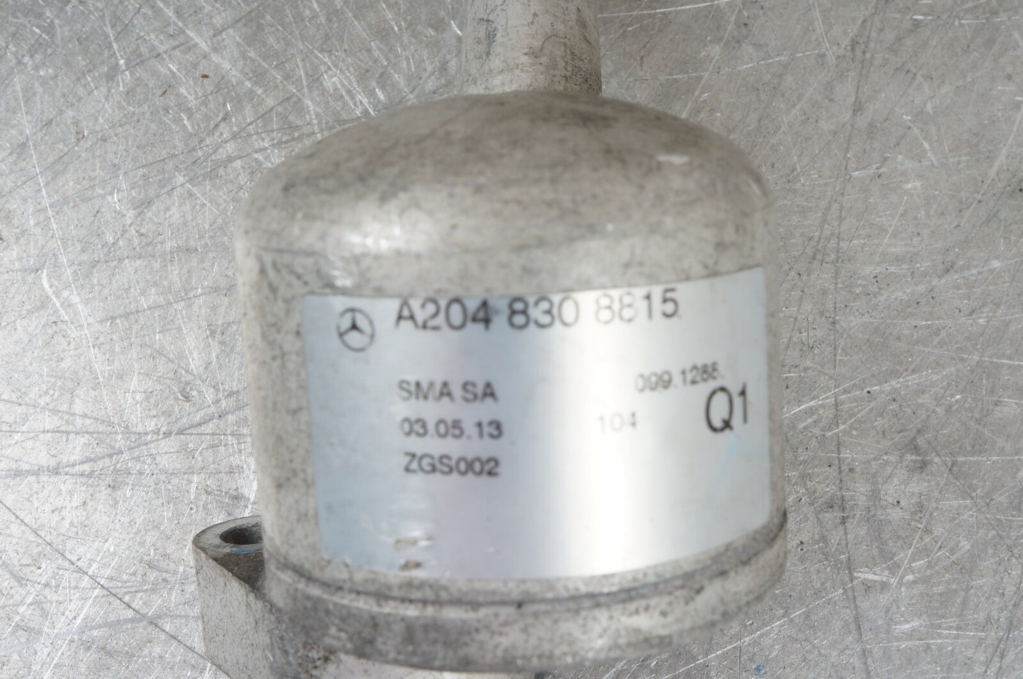 12-14 Mercedes W204 C300 C350 A/C AC Air Condenser Pressure Line 2048308815 OEM