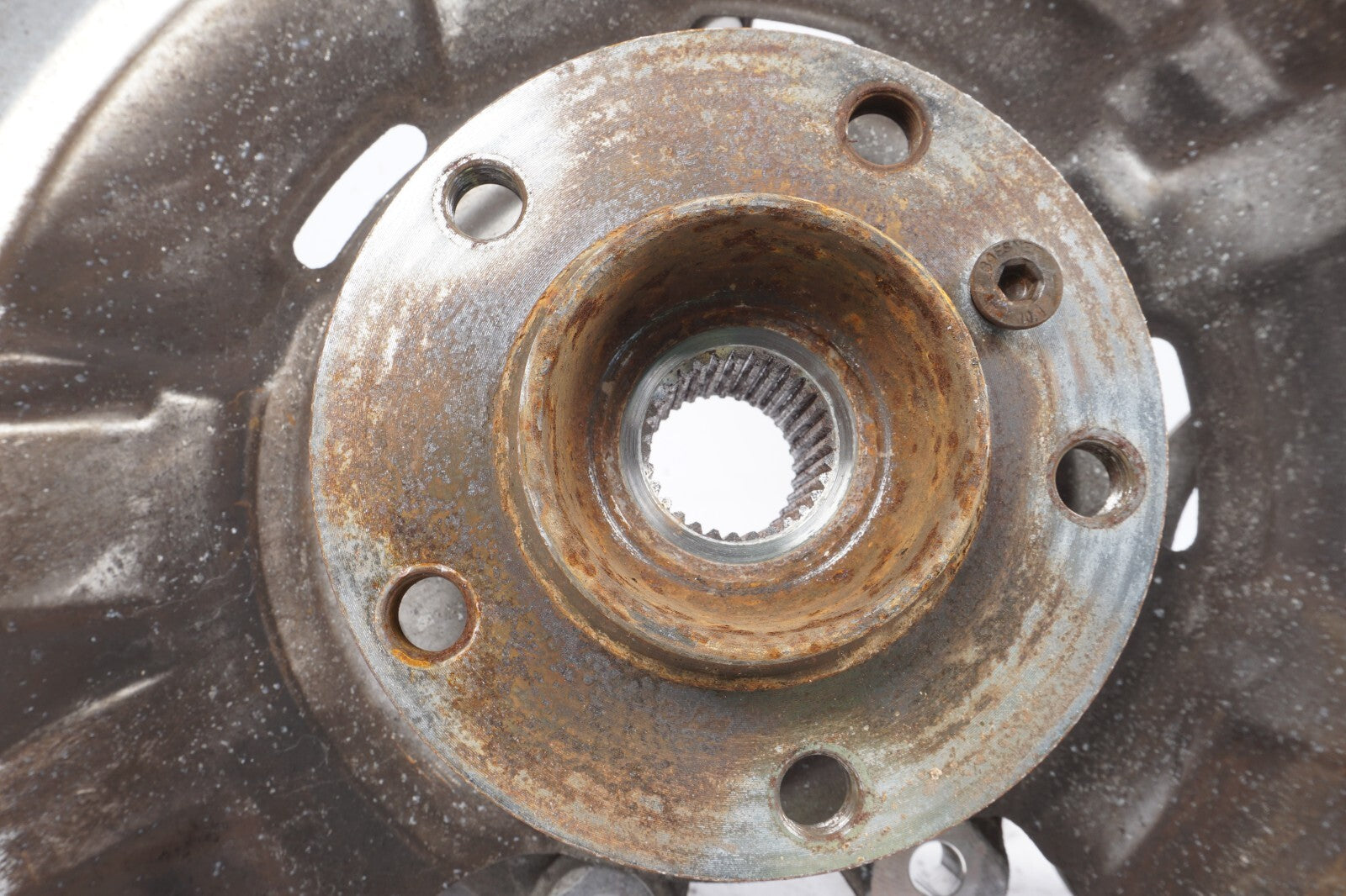 13 - 18 BMW 650i Grand Coupe RWD Rear Right Pass Side Spindle Knuckle Hub OEM
