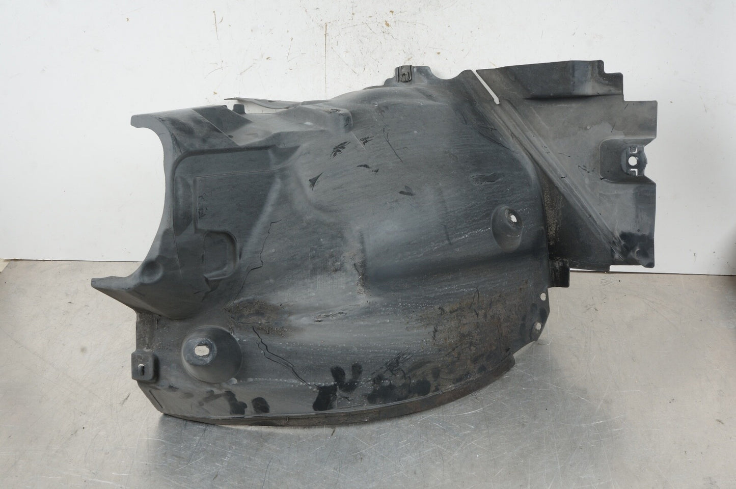 2008 - 2011 Mercedes-Benz C300 Fender Liner Wheel Housing Cover OEM