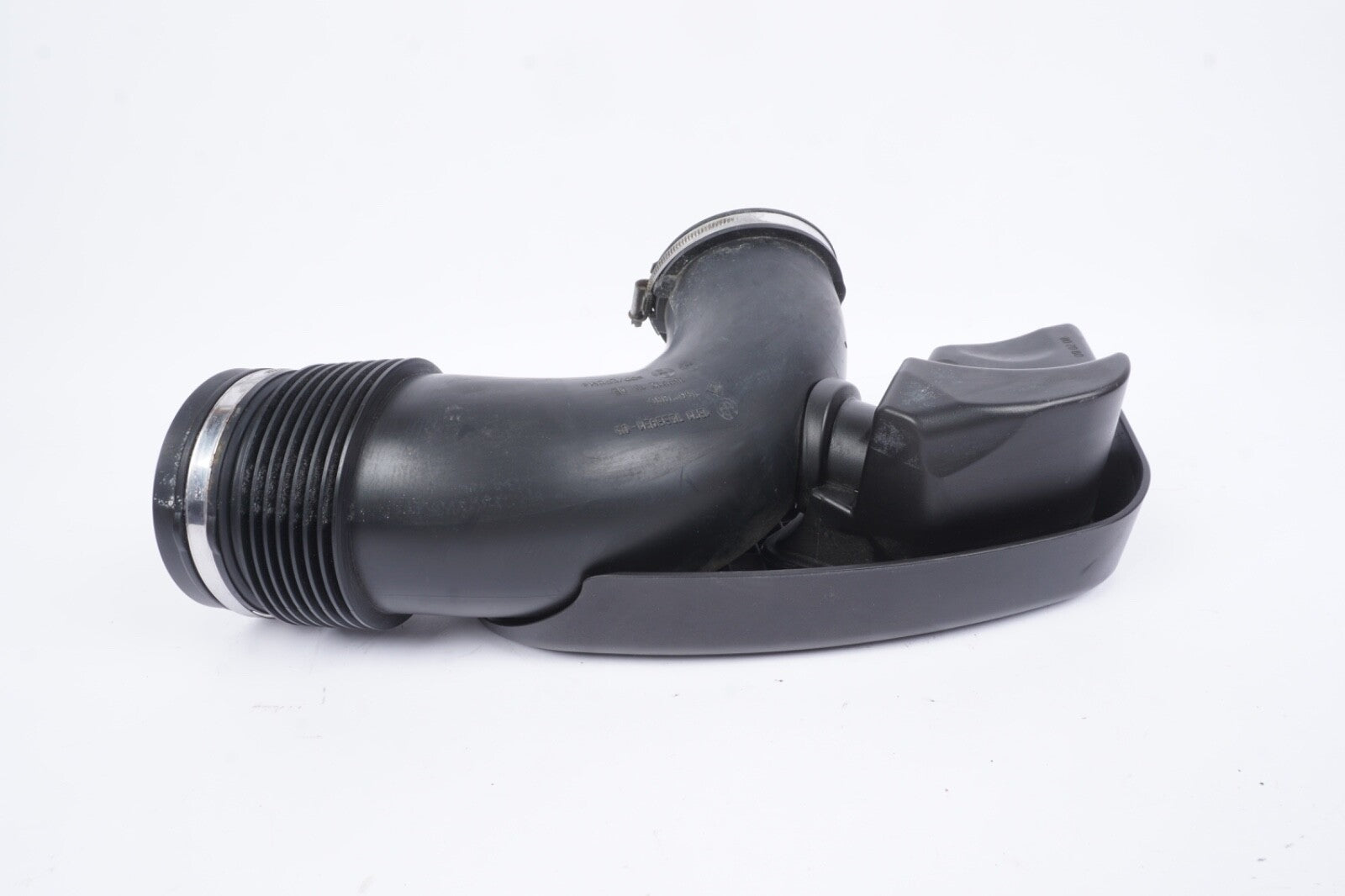 06-10 BMW E63/64 650i ENGINE AIR INTAKE PIPE WITH COVER 7533931 OEM