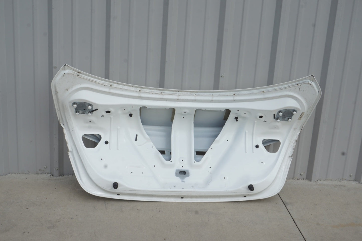 2014 - 2020 Maserati Ghibli Rear Trunk Lid Deck Shell Cover Panel OEM