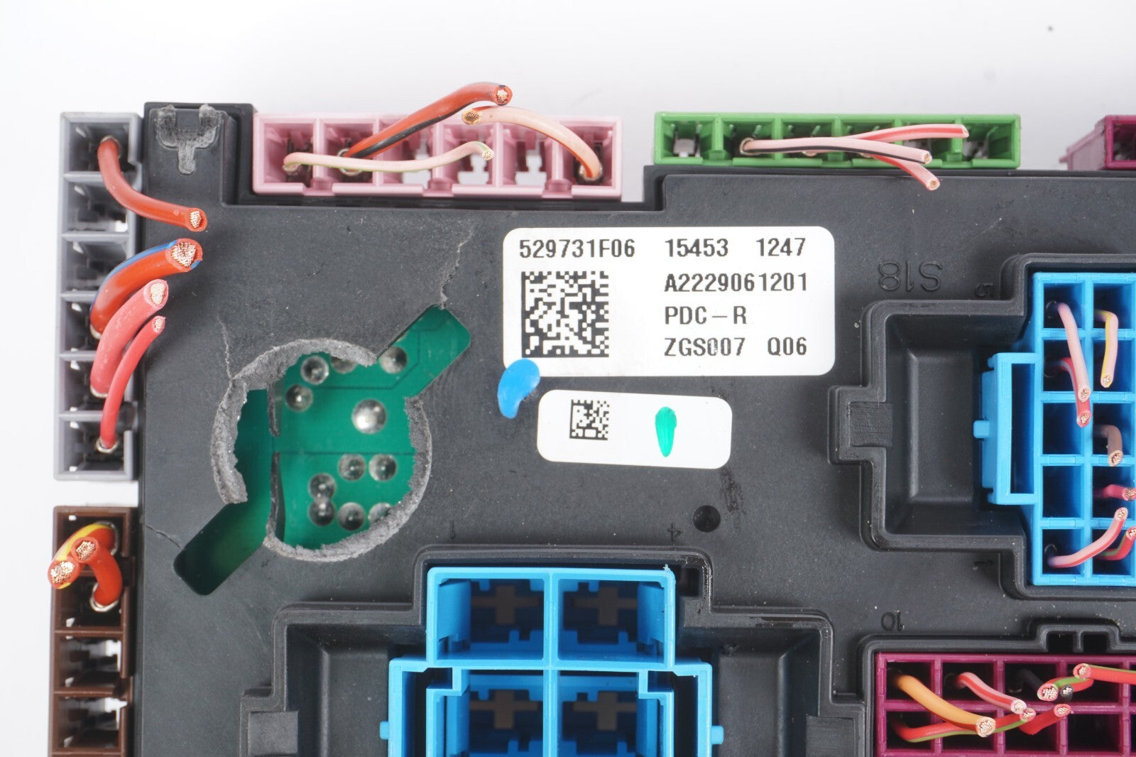 14-17 Mercedes S550 W222 Rear Trunk Fuse Box Relay Control Module  OEM