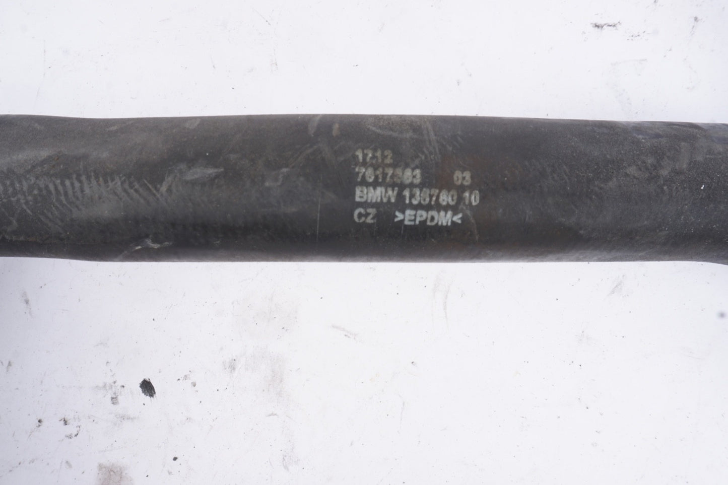 2018 - 2023 BMW X2 F39 2.0L RADIATOR COOLANT WATER OUTLET HOSE TUBE OEM 7617374