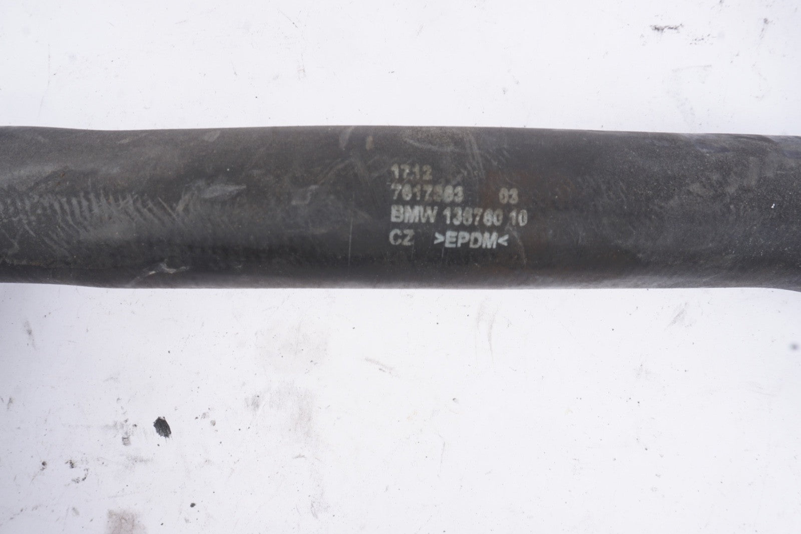 2018 - 2023 BMW X2 F39 2.0L RADIATOR COOLANT WATER OUTLET HOSE TUBE OEM 7617374