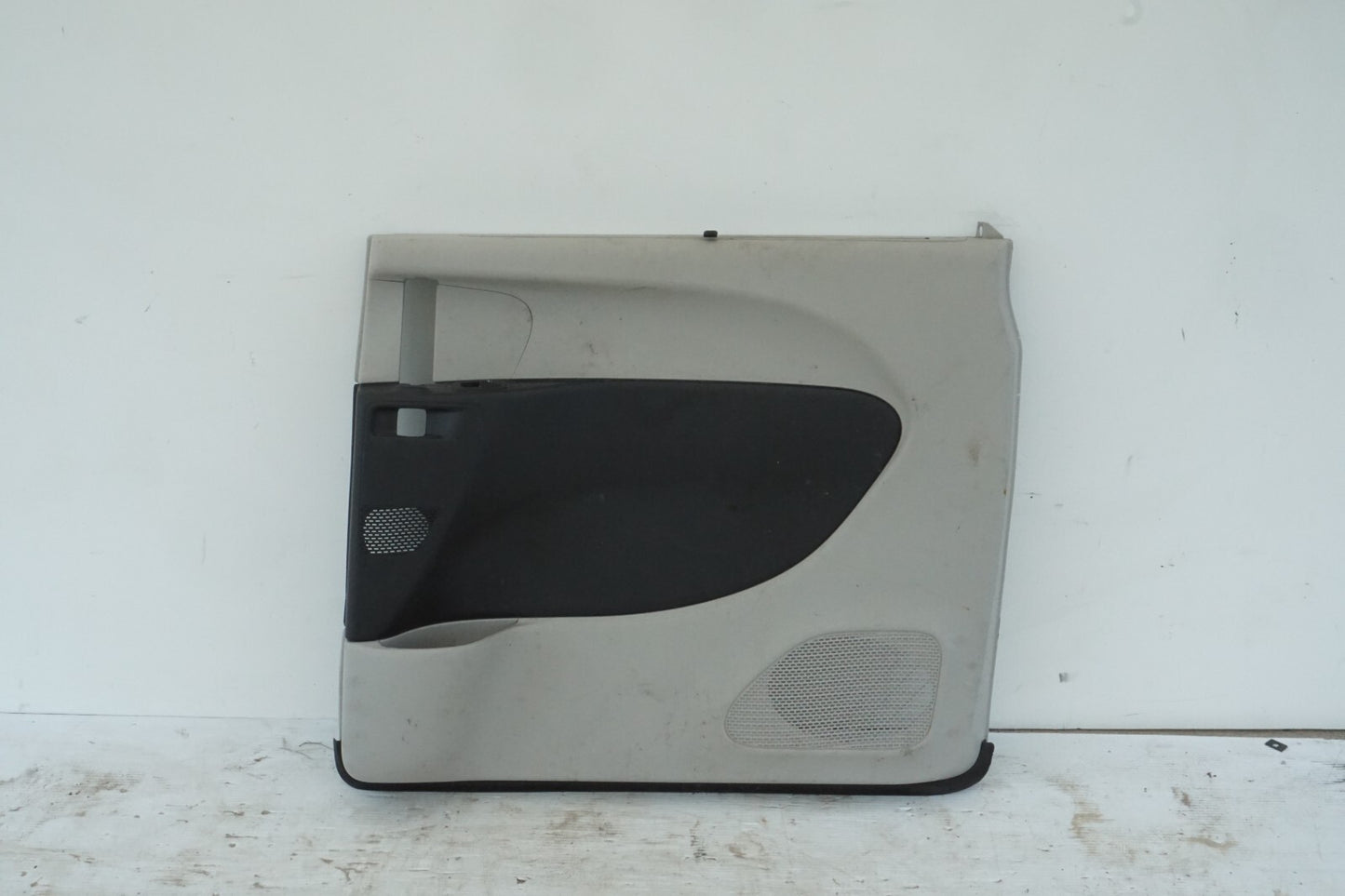 17-20 CHRYSLER PACIFICA REAR RIGHT PASSENGER SIDE DOOR PANEL TRIM OEM