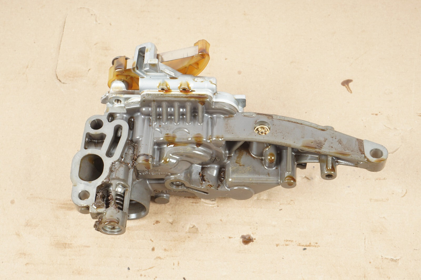2018-2020 MERCEDES SL450 SL400 ENGINE OIL PUMP OEM