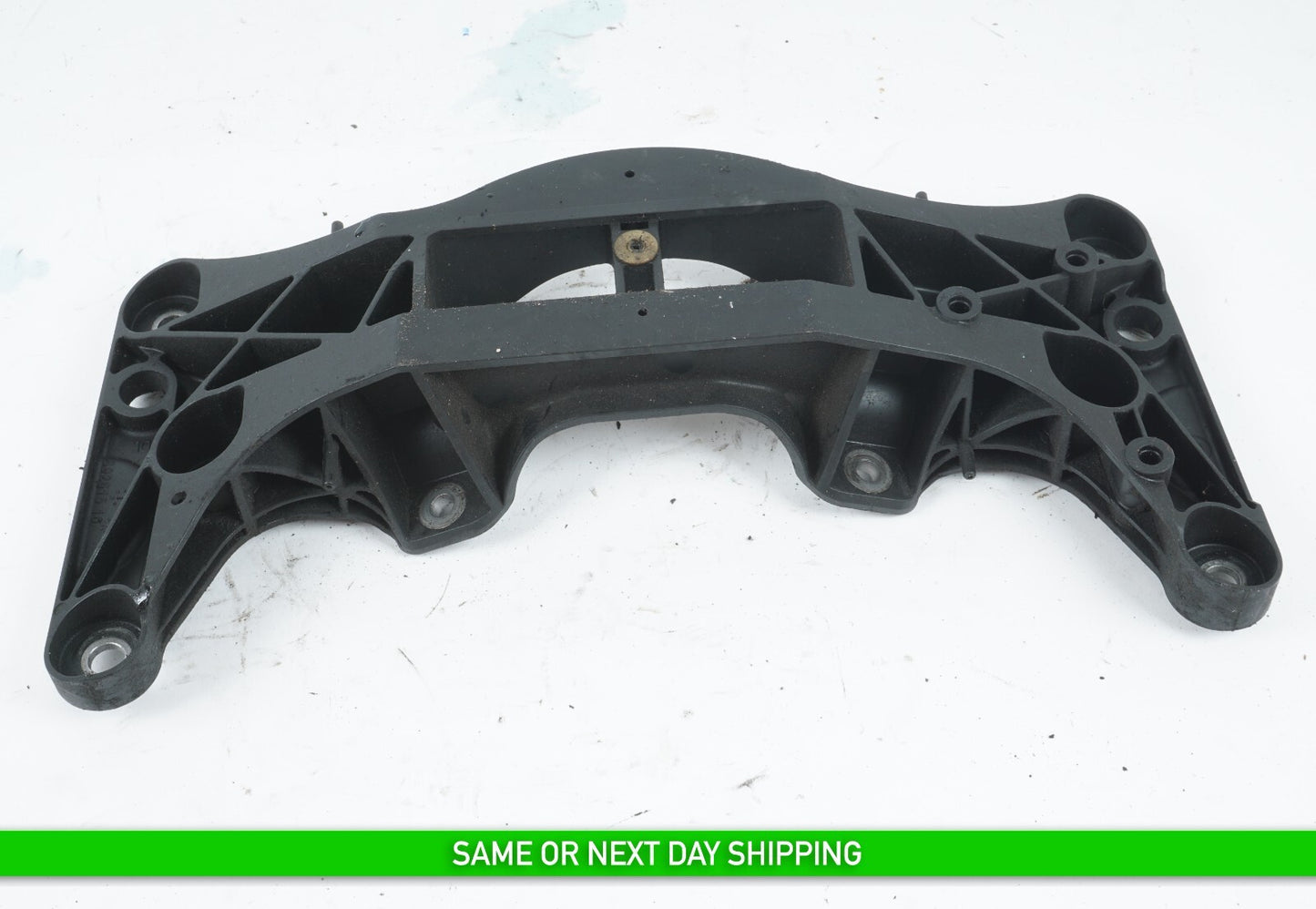 2012 - 2016 BMW 650i RWD GEARBOX SUPPORT MOUNT BRACKET MOUNT 69261510 OEM