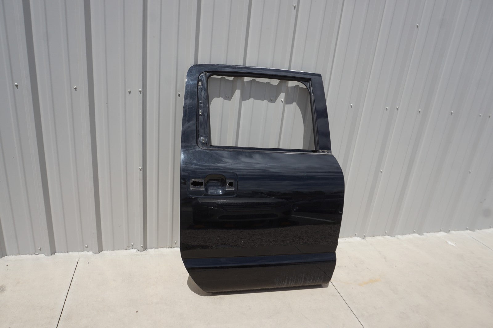 2018 - 2024 NISSAN TITAN XD CREW CAB RIGHT PASSENGER REAR DOOR SHELL PANEL OEM