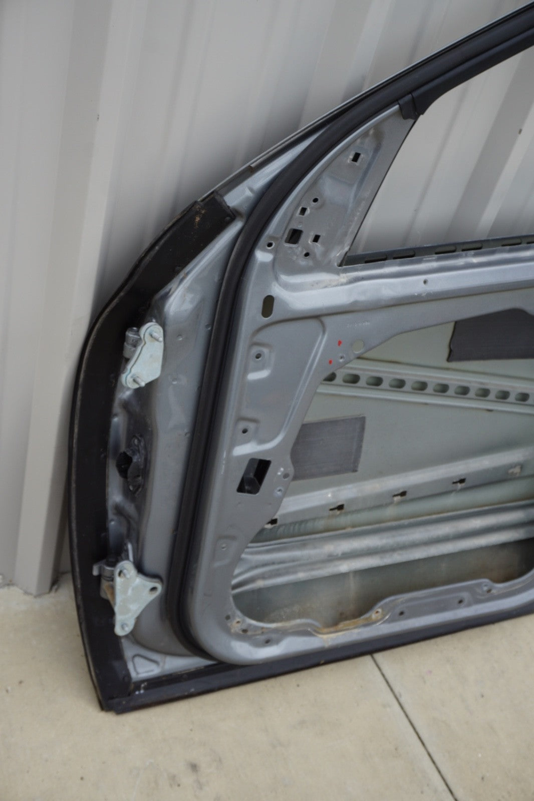 06-11 Mercedes W164 ML63 ML350 ML500 FRONT RIGHT PASSENGER SIDE DOOR SHELL OEM