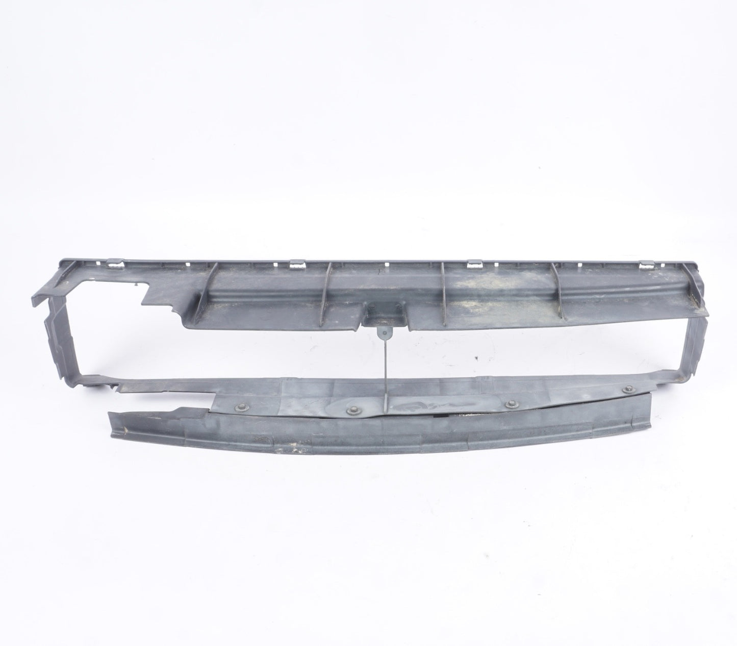 2009 2012 BMW 7 SERIES F01 F02 4.4L RADIATOR CORE SUPPORT AIR DUCT FRONT OEM