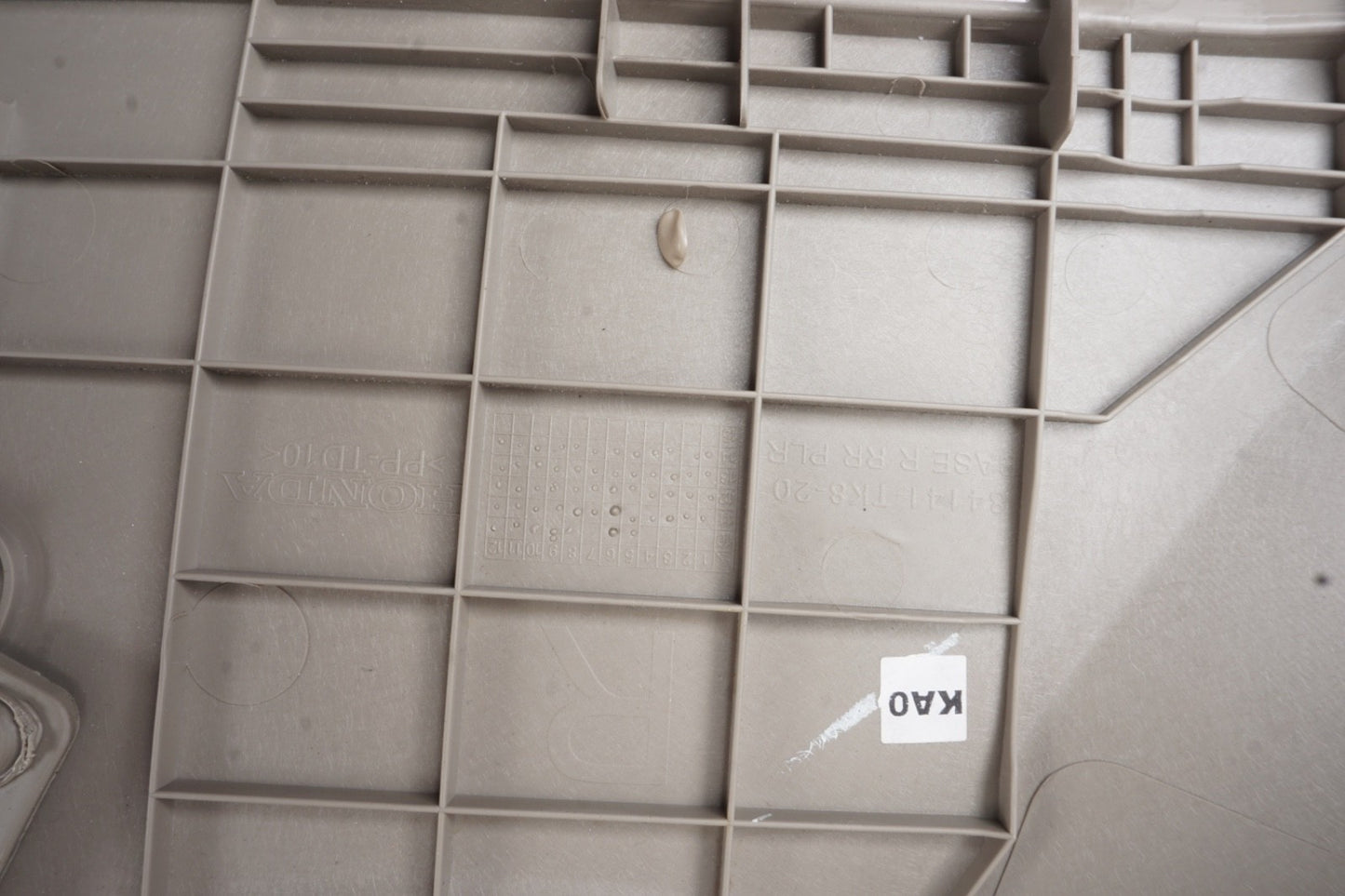 11-17 Honda Odyssey Interior Rear Right D-Pillar Trim Pair OEM