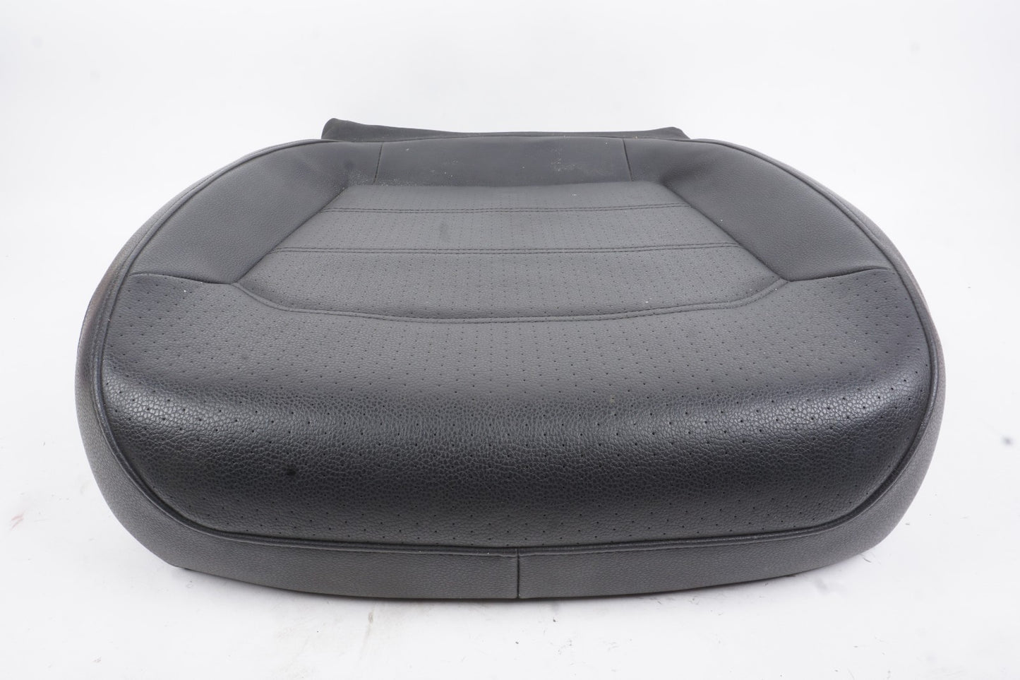 2012-2015 Volkswagen Passat Front Right Passenger Seat Cushion Bottom Lower OEM