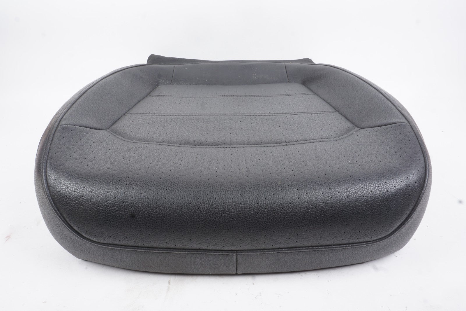 2012-2015 Volkswagen Passat Front Right Passenger Seat Cushion Bottom Lower OEM