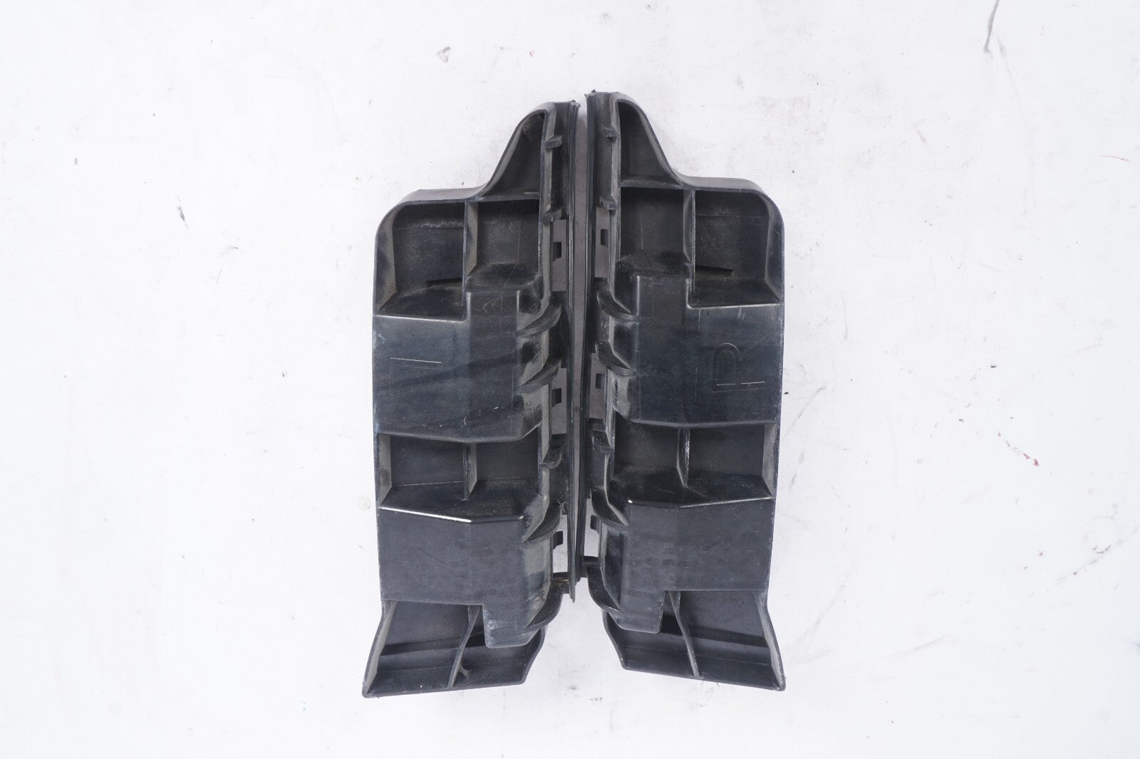 12-14 Mercedes W204 C250 C300 C350 Rear Bumper Support Bracket Left & Right OEM