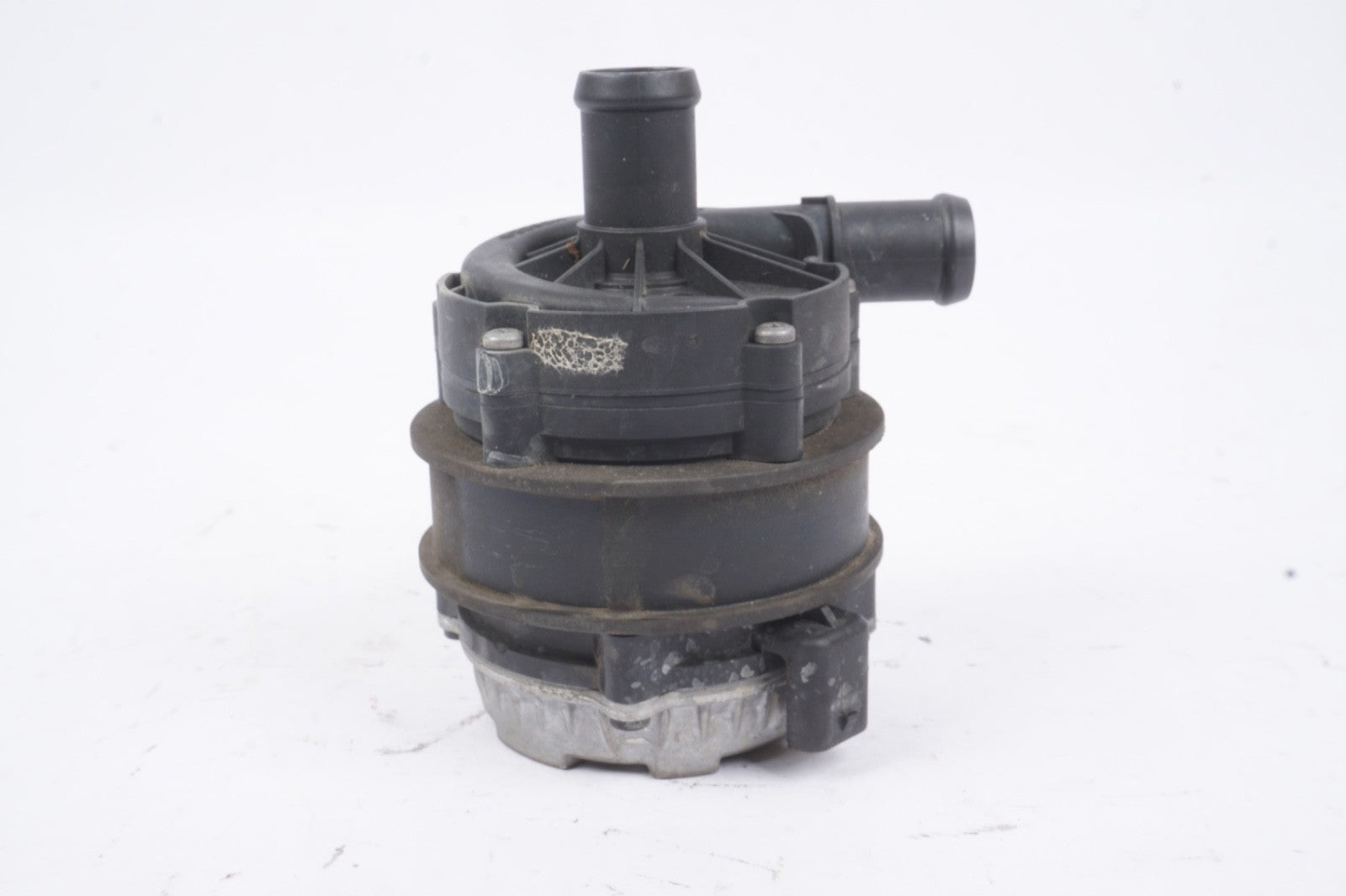 2014 - 2019 MASERATI GHIBLI SQ4 WATER COOLANT AUXILIARY PUMP 670005347 OEM