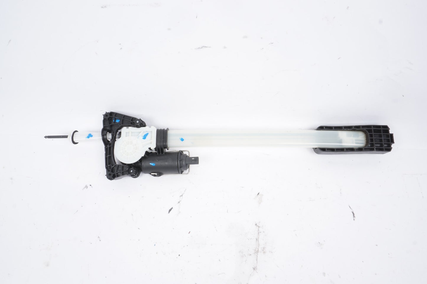 13-18 BMW 650i Grand Coupe Rear Window Shade Roller Motor Passenger Right OEM