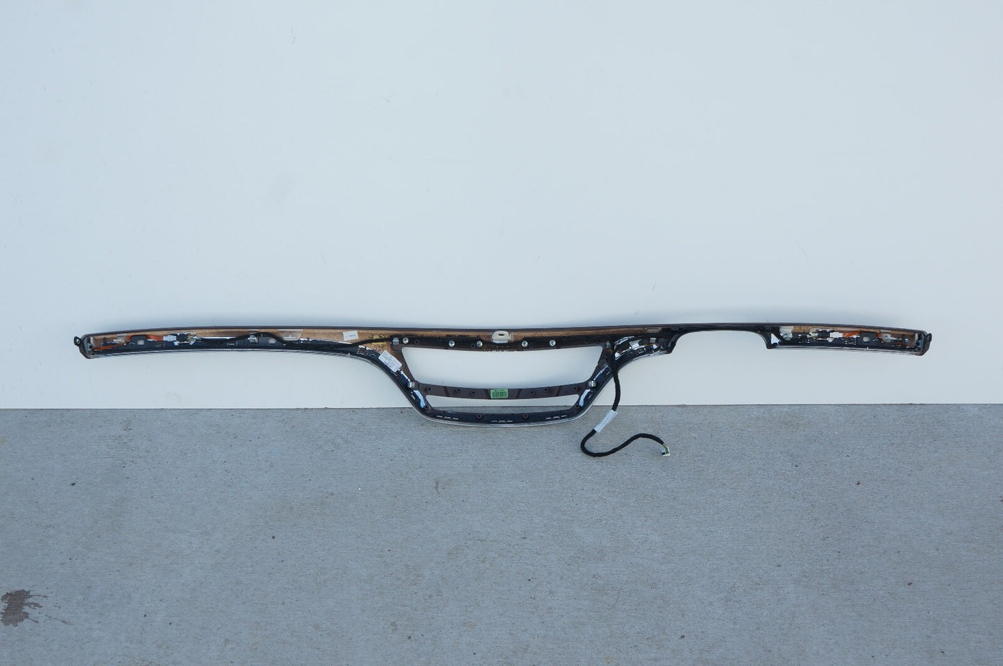 2007-13 Mercedes W221 S550 S450 OEM Dashboard Center Trim Molding A2216800671