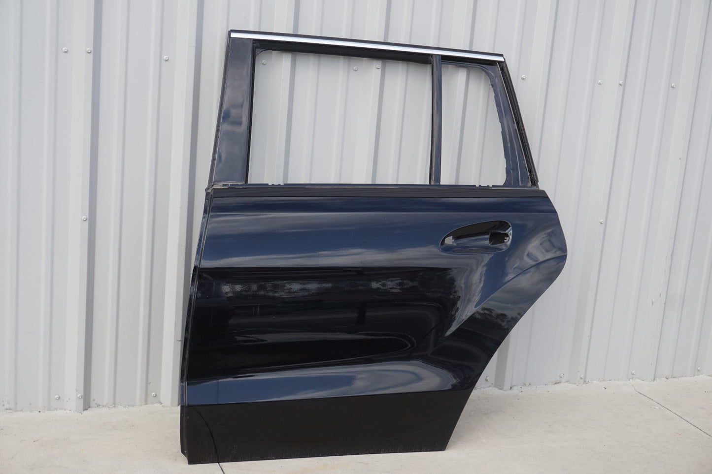 13-16 Mercedes X166 W166 ML GL GLS Rear Left Driver Side Door Shell OEM