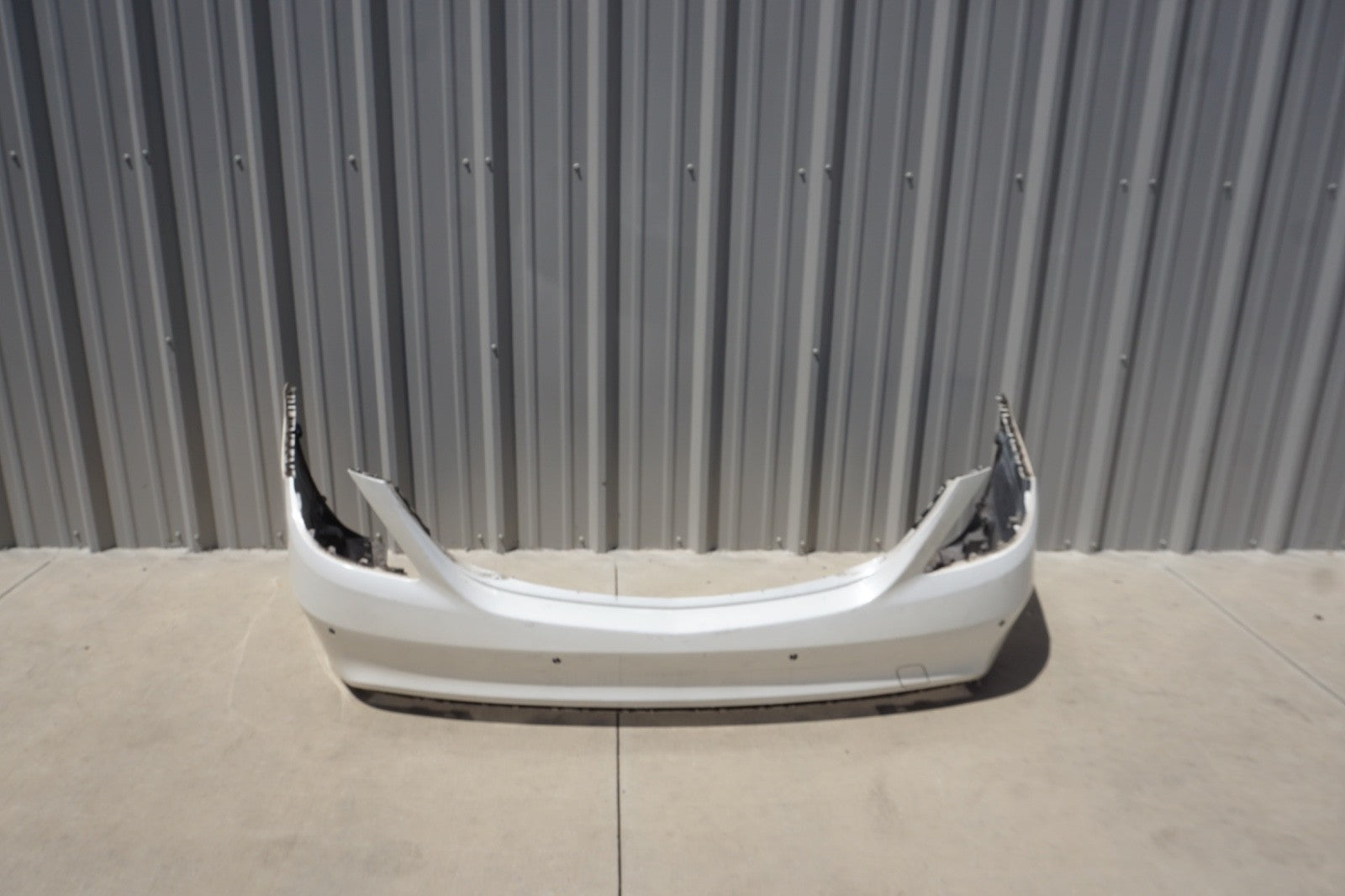 14-17 Mercedes W222 S550 S600 AMG Sport Rear Bumper Cover Diamond White OEM