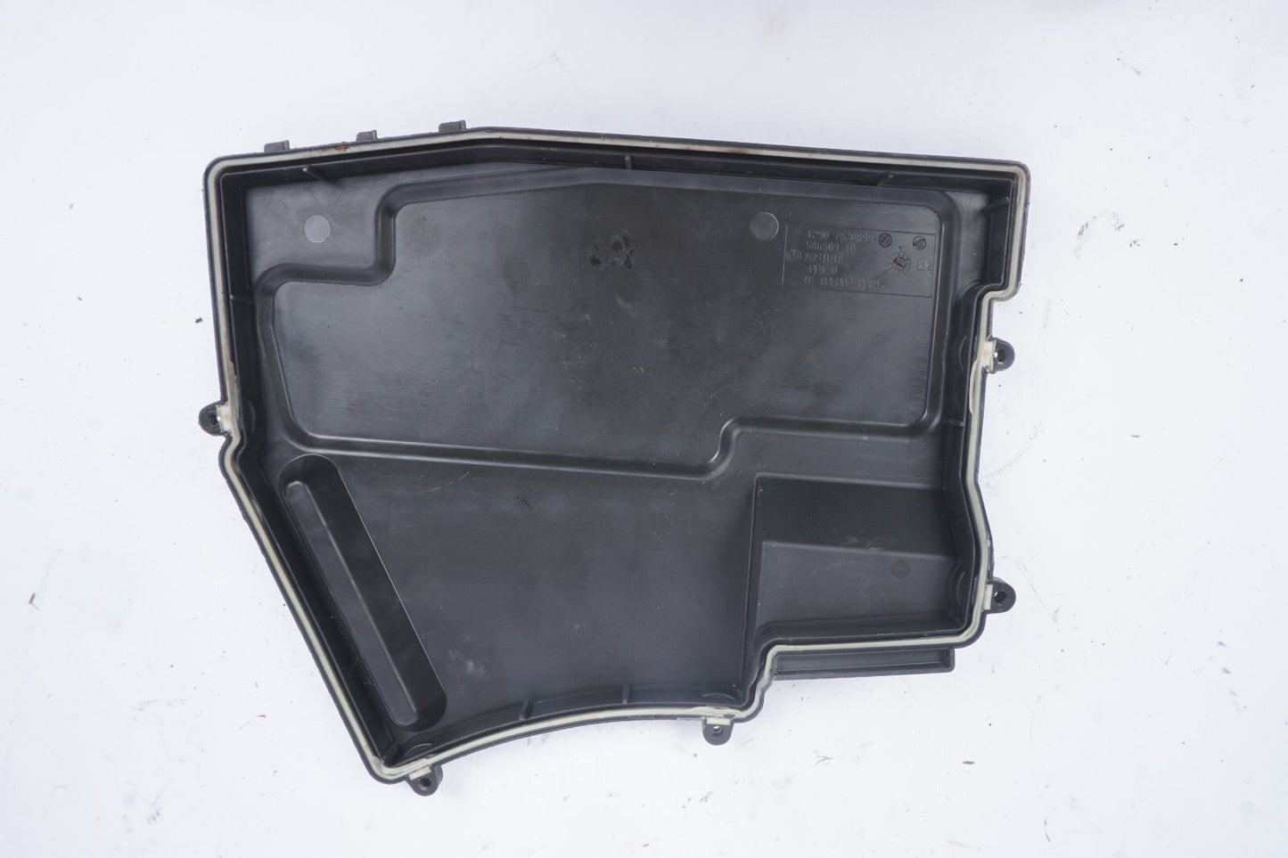 2006 - 2010  BMW 650i E63 E64 ECU ECM Engine Motor Computer Cover Panel  OEM