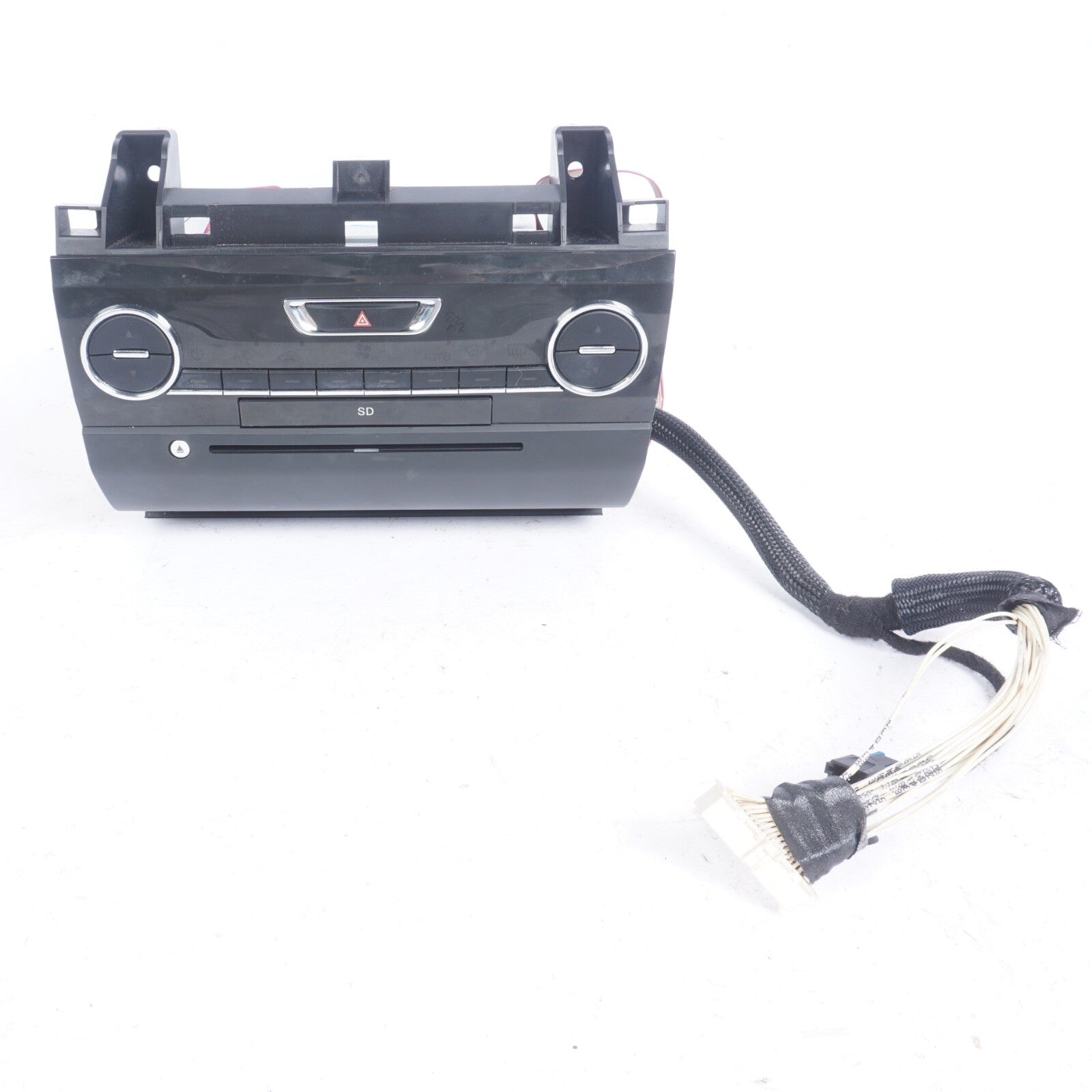2014-2019 MASERATI GHIBLI CD CHANGER PLAYER RADIO CLIMATE CONTROL 670030228 OEM
