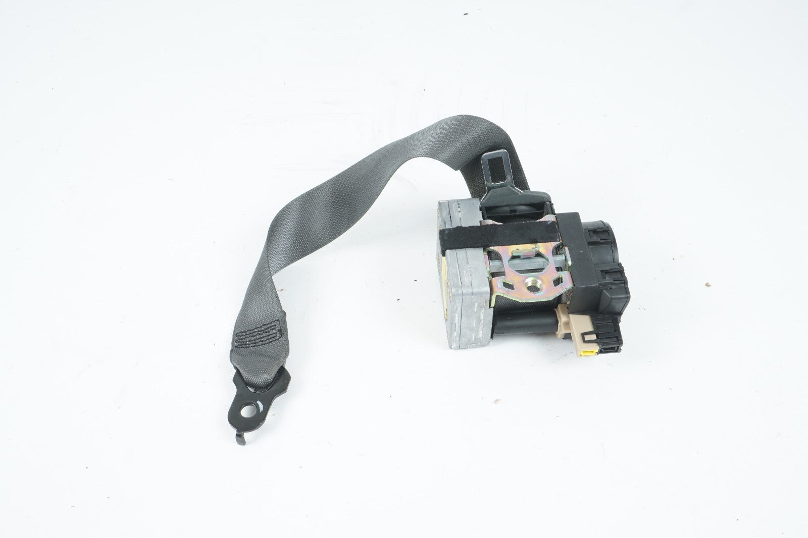 03 - 06 Mercedes R230 SL500 Front Right Passenger Seat Belt Retractor OEM