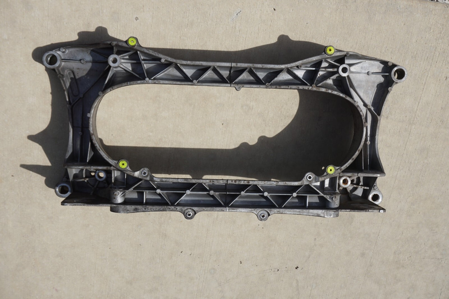 2010 - 2013 Lexus Ss250 Is350 Convertible Rear Suspension Crossmember Sub Frame