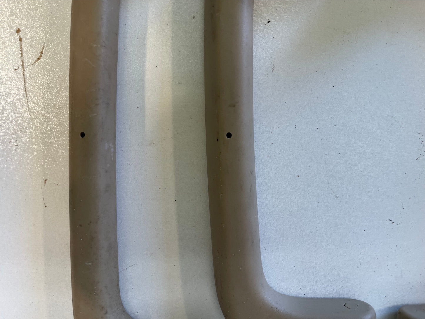 07-13 W221 MERCEDES BENZ S550 S600 S63 OVERHEAD ROOF GRAB HANDLE SET OF 4 OEM