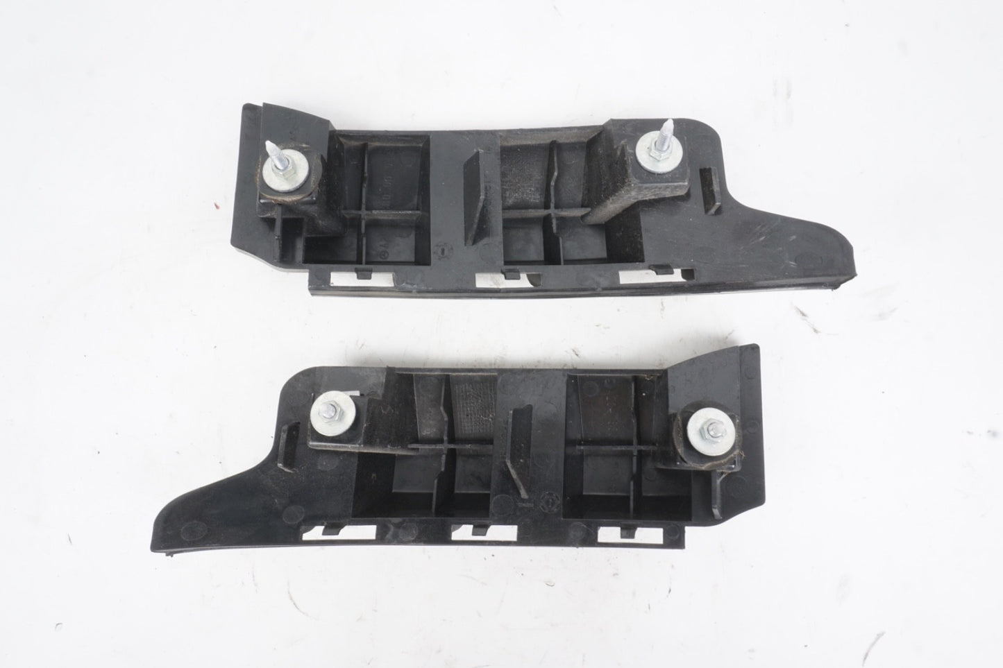 2008 - 2015 Mercedes C250 Rear Left And Right Bumper Bracket OEM