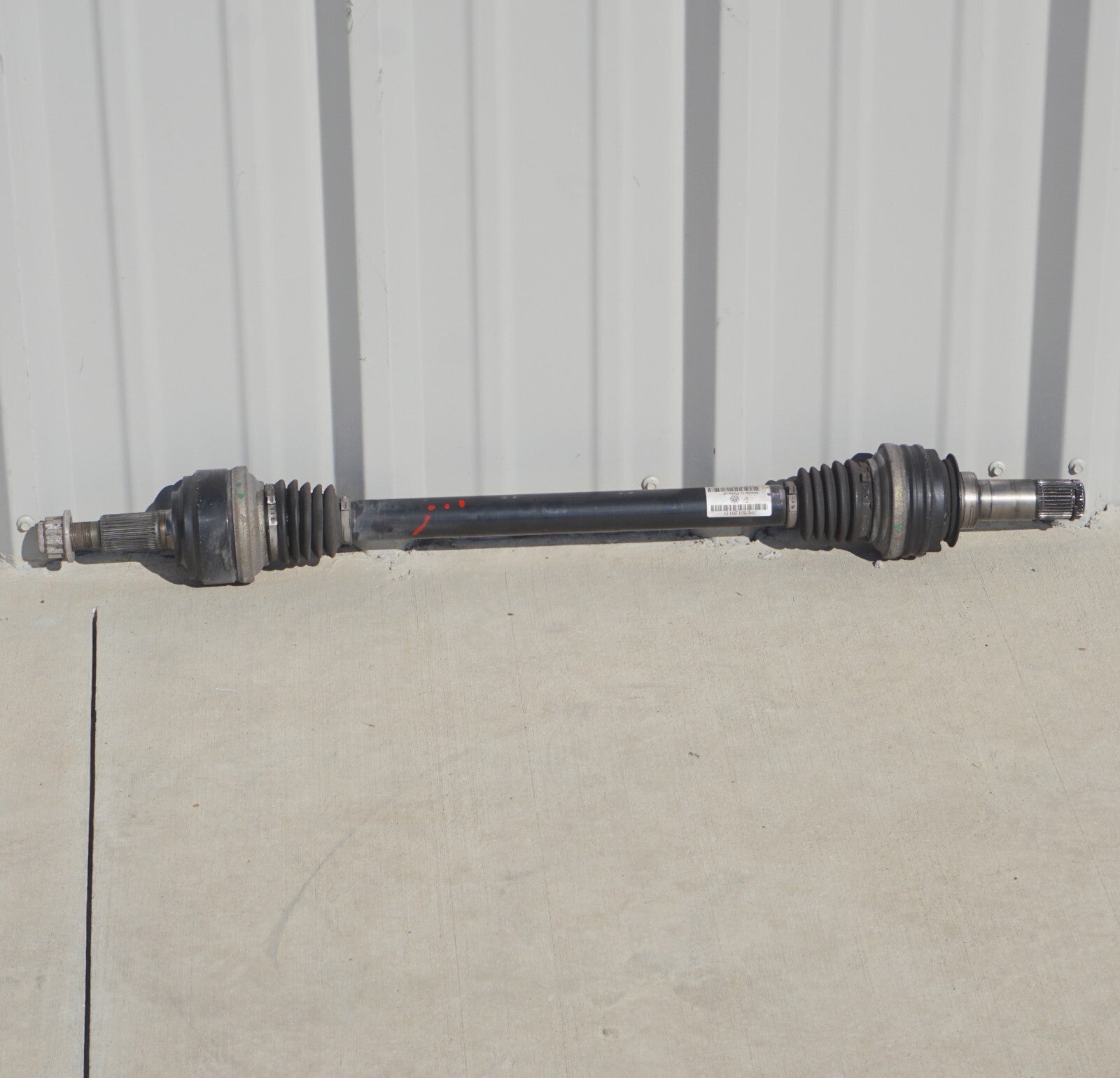 11-18 Porsche Cayenne 958 4.8l Rear Axle Shaft Left Driver Side OEM