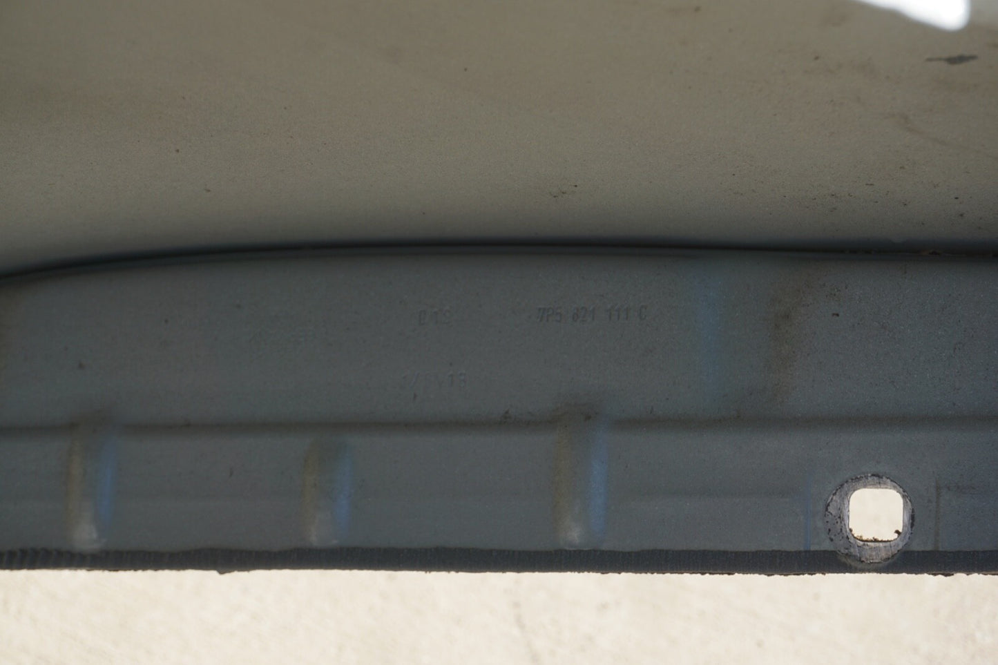 11-14 Porsche Cayenne 958 S Left Driver Side Fender Assembly WHITE OEM