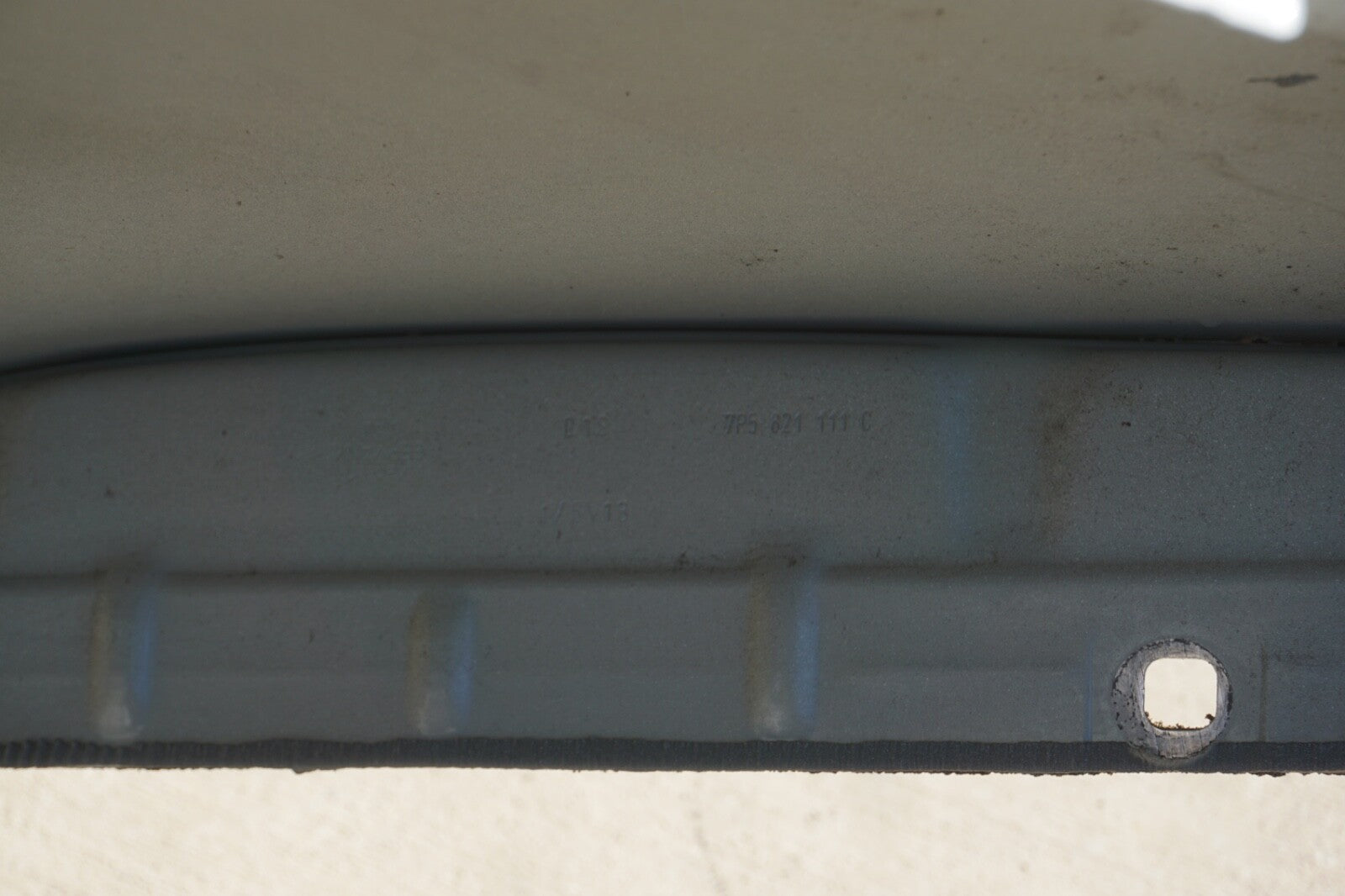 11-14 Porsche Cayenne 958 S Left Driver Side Fender Assembly WHITE OEM