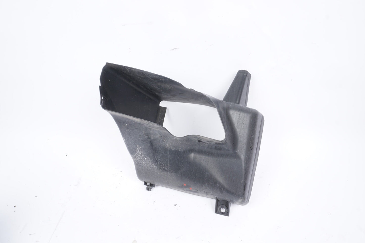 2012-2015 BMW 650I 640I - Right Radiator AIR DUCT 7211518