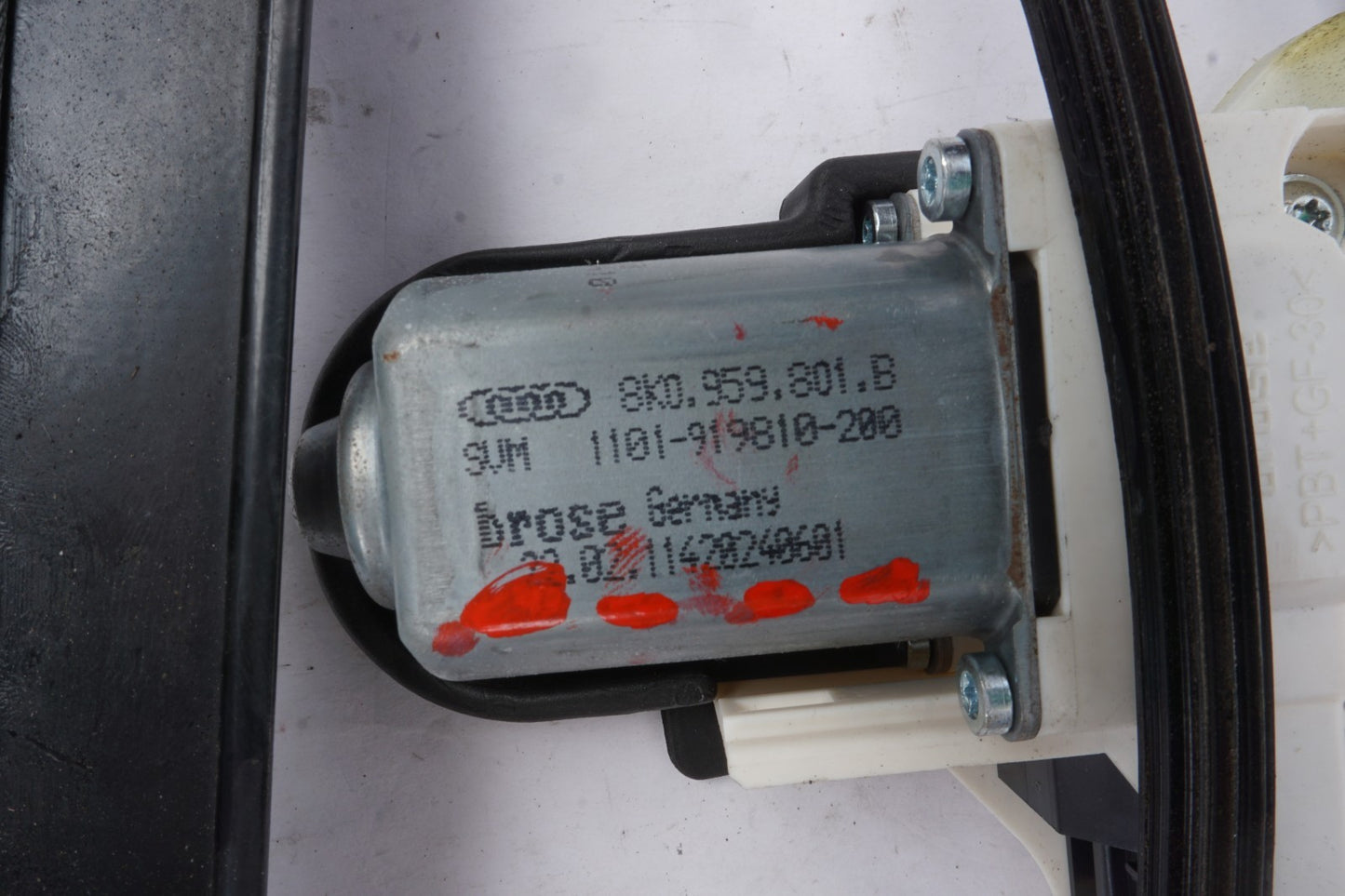 2011 - 2017 Audi A8 Rear Right Passenger Side Door Window Regulator OEM