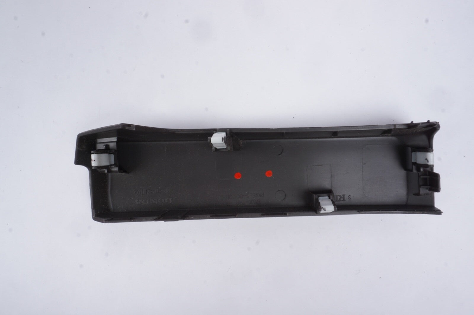 2018-2021 HONDA ODYSSEY FRONT RIGHT SIDE DASH GLOVE BOX OUTER COVER TRIM OEM