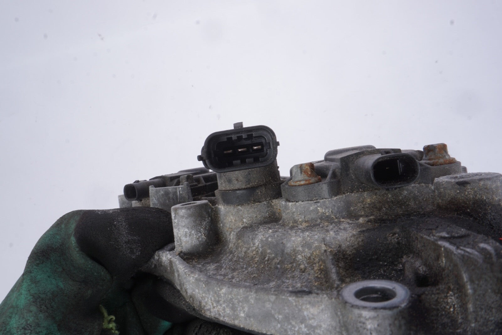 05-13 Mercedes W203 C230 E550 Front Left Right Side Engine Timing Chain Cover