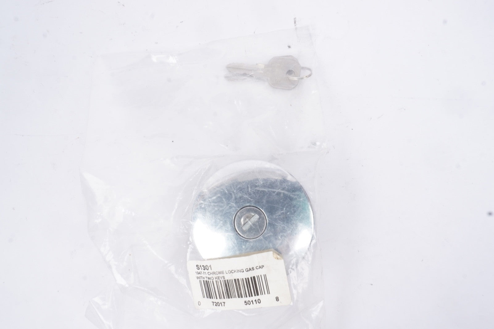 United Pacific S1301 Triple Chrome Vented Locking Gas Cap w/2 Keys
