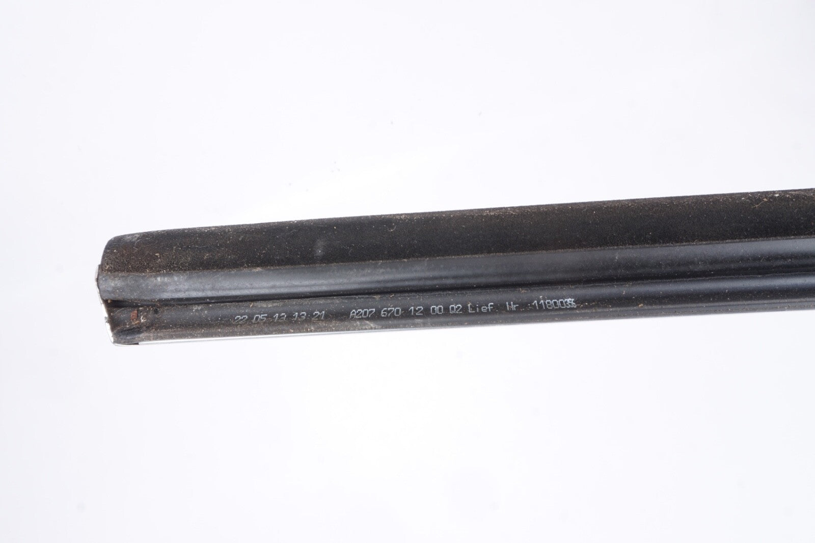 10-17 Mercedes Benz E350 E400 Coupe Right Passenger Rear Quarter  Window Molding