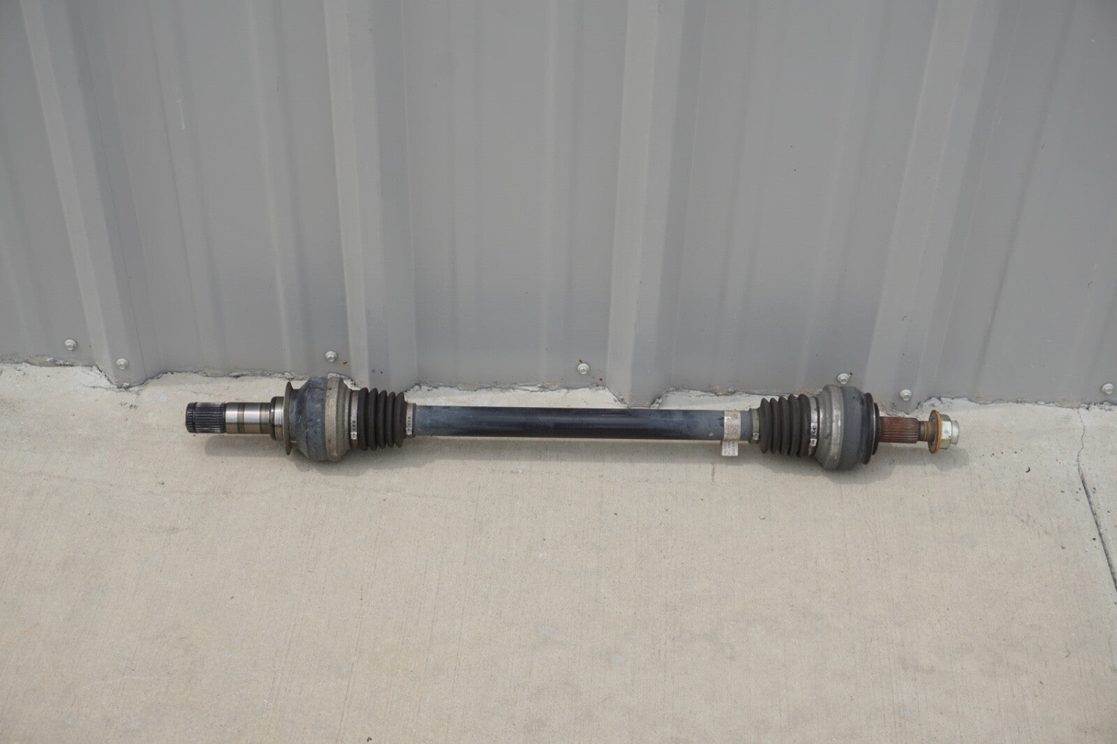 2017 - 2020 ALFA ROMEO GIULIA 2.0L AWD REAR RIGHT CV AXLE SHAFT