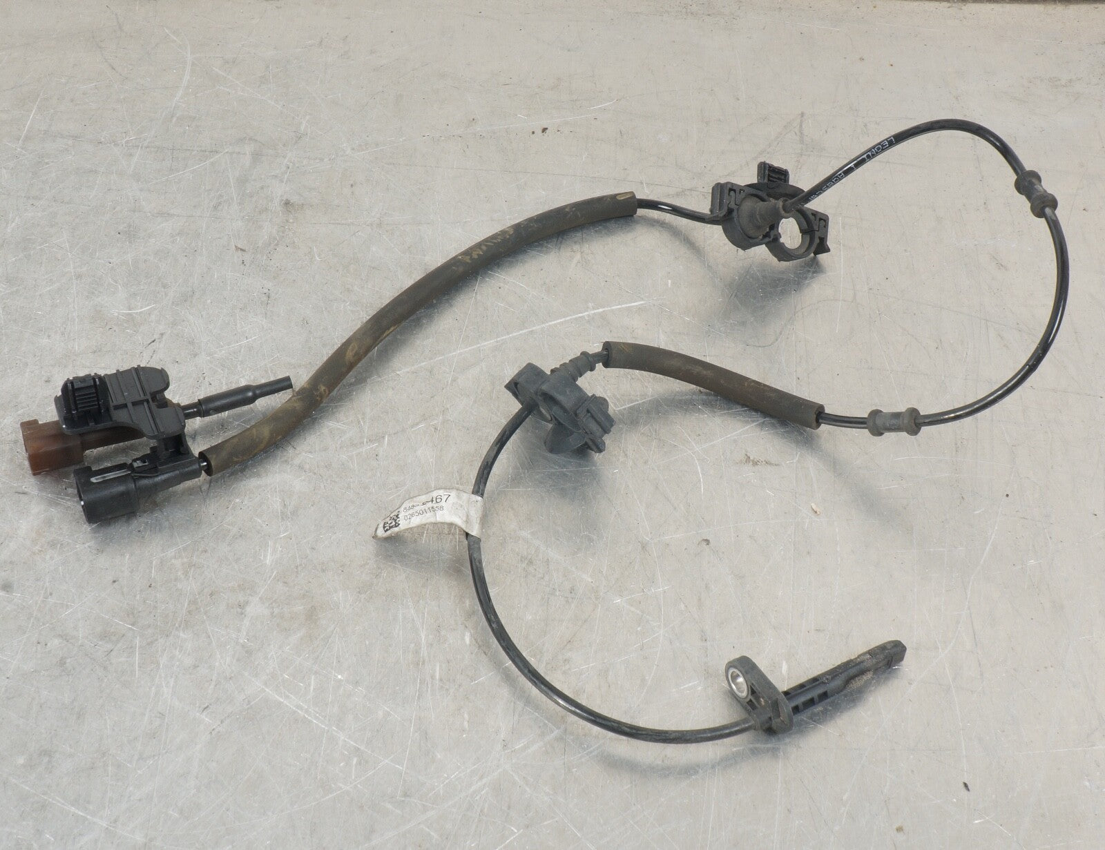 Genuine GM Front Driver Side Wheel Speed Sensor 84878467