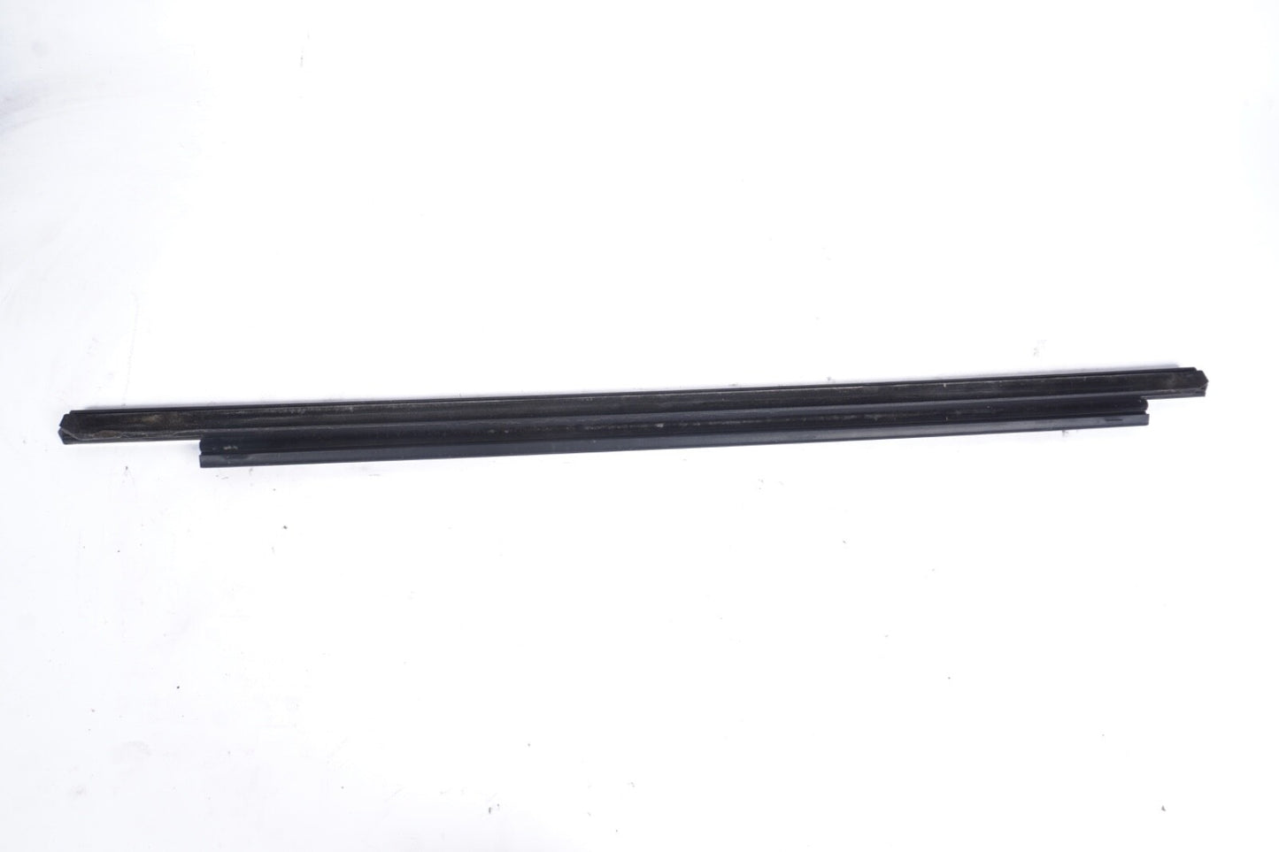2012-2018 AUDI A7 REAR RIGHT SIDE DOOR WINDOW BELT MOLDING TRIM 4G8853764B OEM