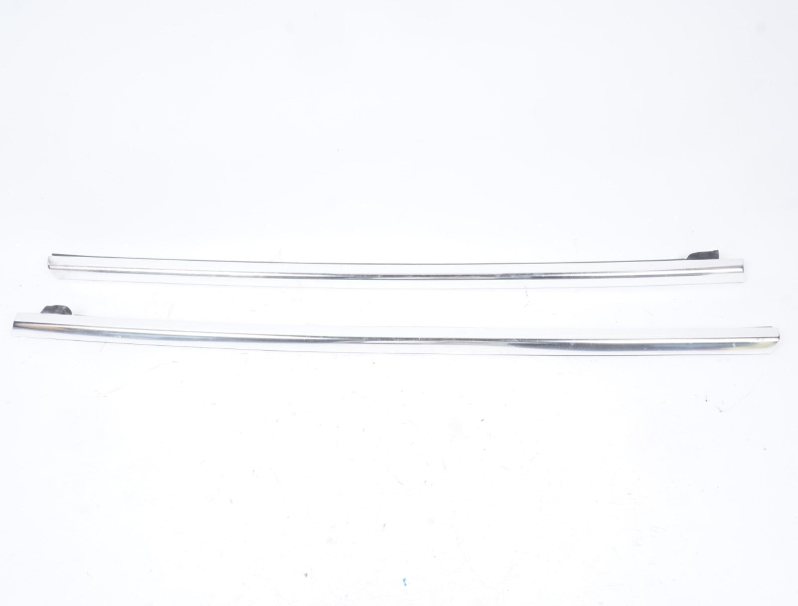 10-14 MERCEDES BENZ E350 COUPE RIGHT LEFT REAR QUARTER PANEL WINDOW MOLDING OEM
