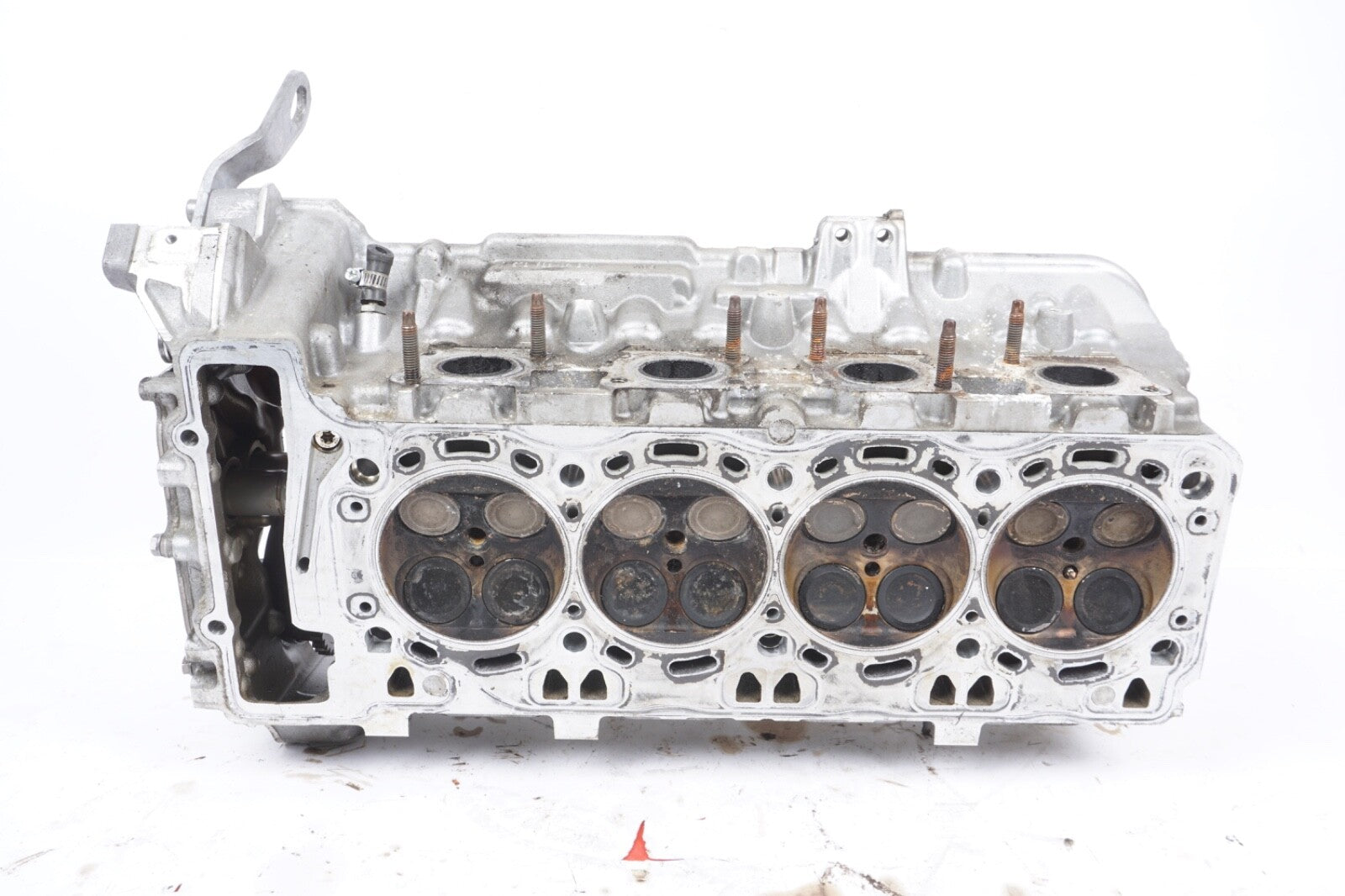 2008 - 2014 BMW F10 550i X5 X6 MOTOR ENGINE CYLINDER HEAD RIGHT CAMSHAFT OEM
