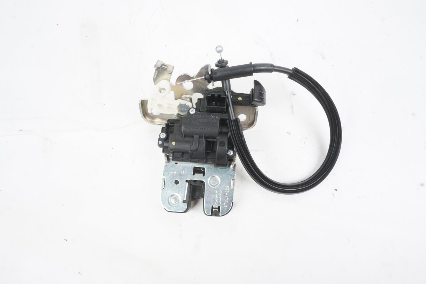 2011-2018 Audi A8 S8 Trunk Lid Tailgate Lock Latch Actuator OEM