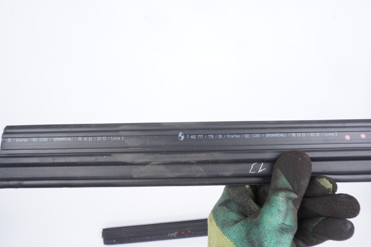 21 - 24 BMW 430I Convertible Rear Weatherstrip Seal Cover Left & Right OEM