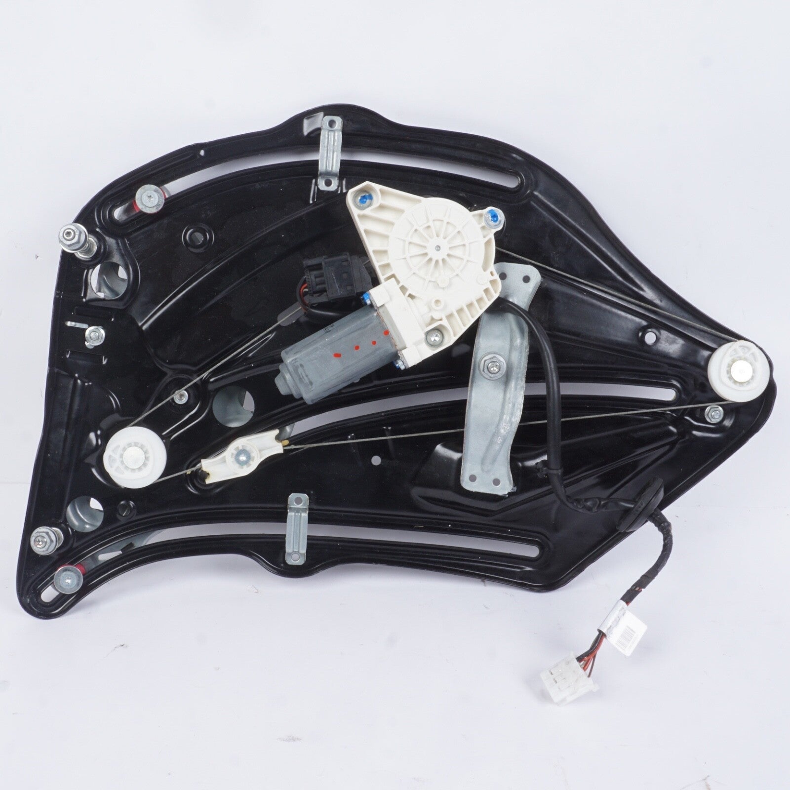 10-2016 mercedes w207 e550 e350 CONVERTIBLE rear driver side window regulator 
